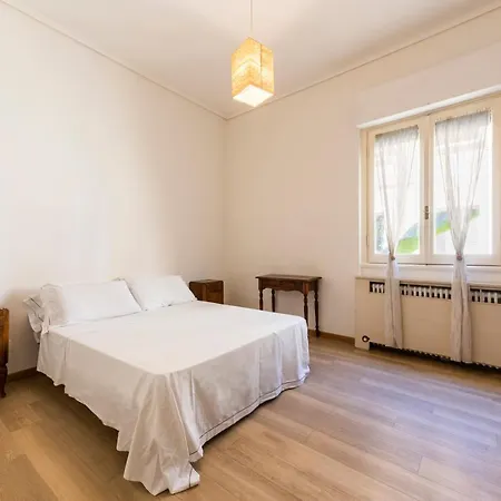 Guerrazzi Uno Air Conditioning Apartment Florence