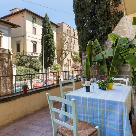 Guerrazzi Uno Air Conditioning Apartment