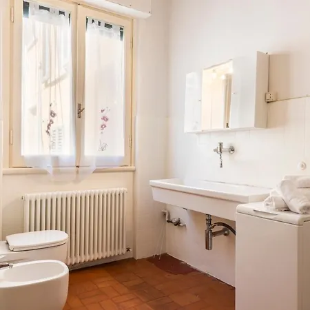 Guerrazzi Uno Air Conditioning Apartment *